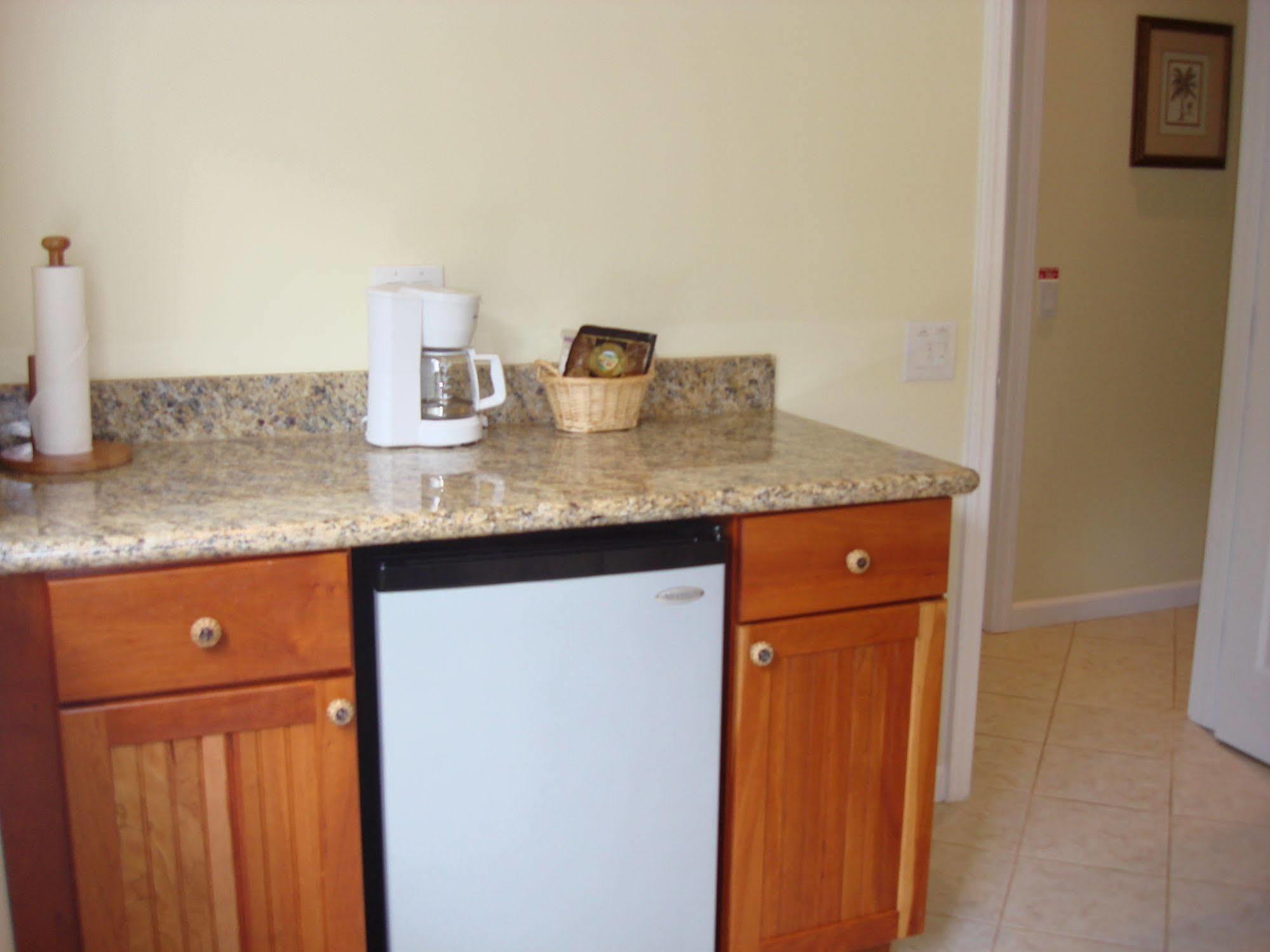 Maui Beach House B & B Kahana Εξωτερικό φωτογραφία